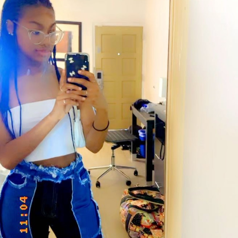 Meet your Posher, Jahnesha